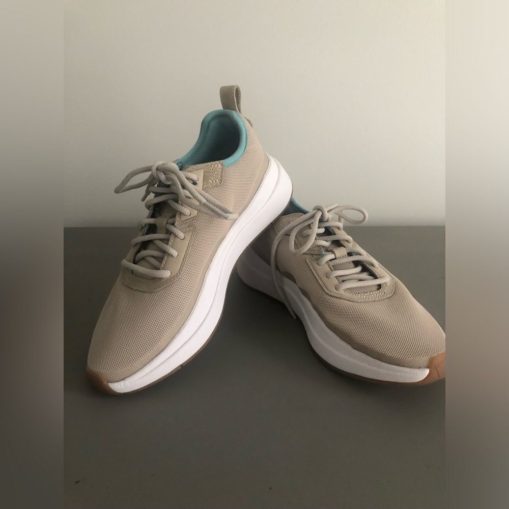 Columbia PFG Women’s mesh walking shoes